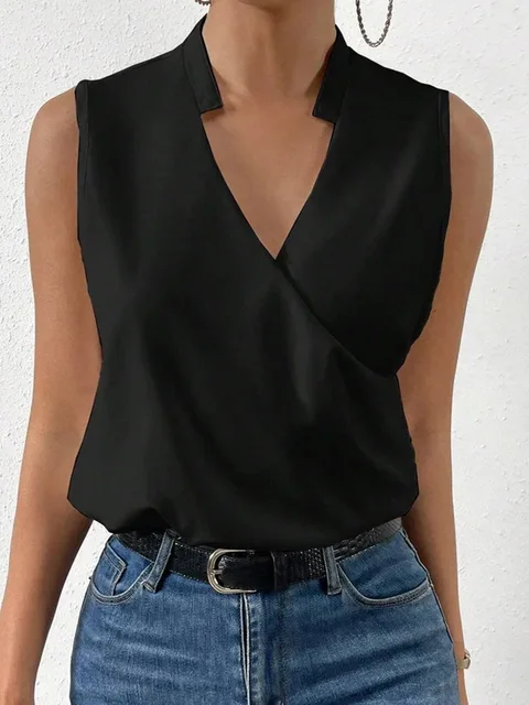 Amber | Soft Summer Casual Top with V-Neck for Women - Image 6