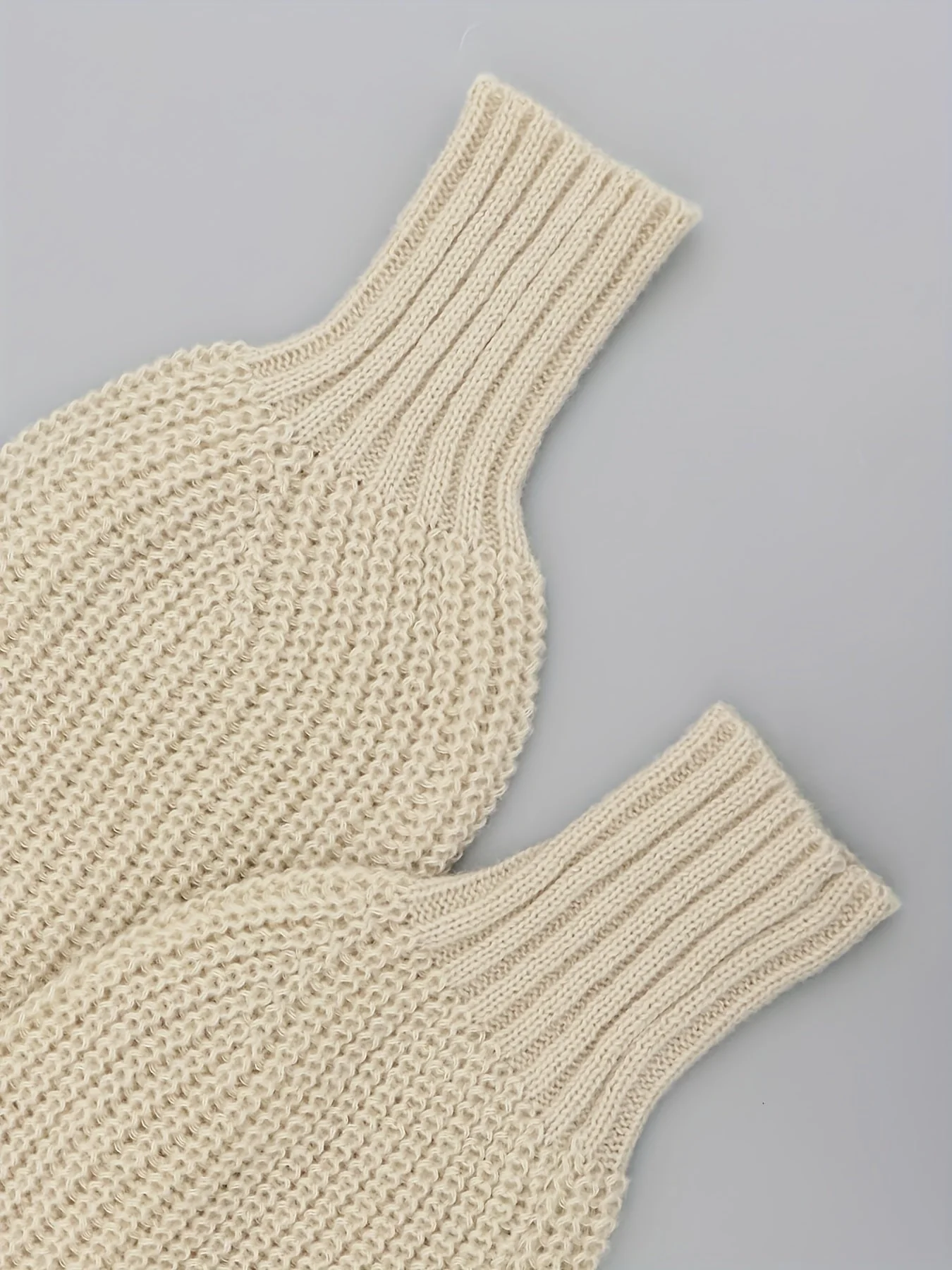 Delaney | Buttoned Cardigan - Image 15