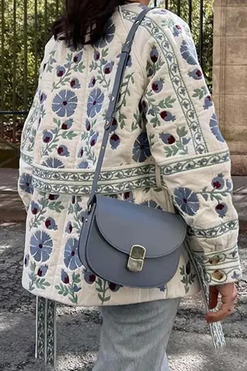 Hania | Floral Embroidery Jacket - Image 5