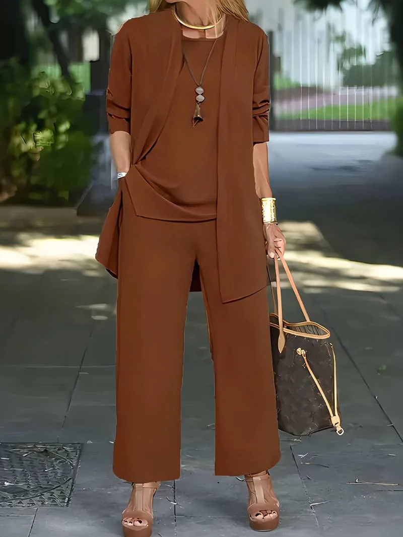 Harlow | Women's Elegant Three-Piece Pantsuit Set - Image 7
